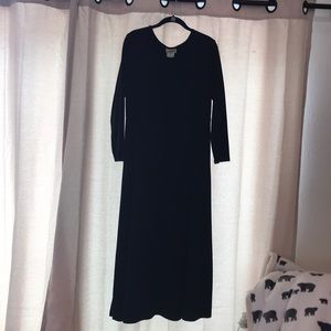 EUC TravelSmith Black Long Sleeve Maxi Dress Large